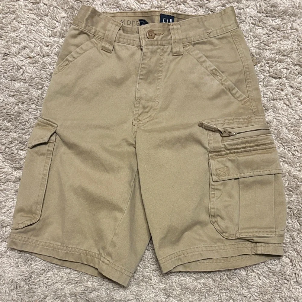 GAP Boys Cargo Shorts in Khaki/Tan Size 6